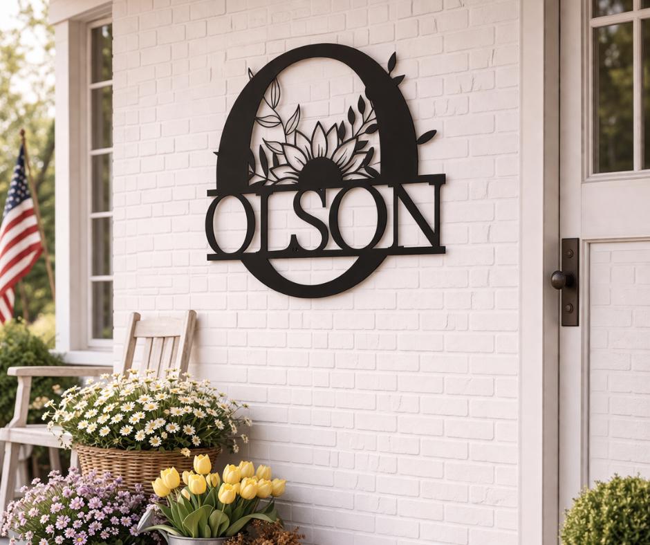 Personalized Metal Letter O Wall Art, Floral Monogram Family Name Sign