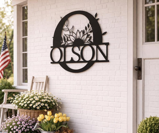 Personalized Metal Letter O Wall Art, Floral Monogram Family Name Sign